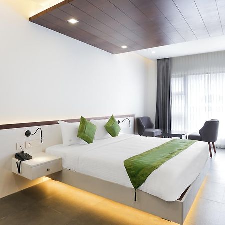 Brahma The Hotel Салтэн-Батери Экстерьер фото