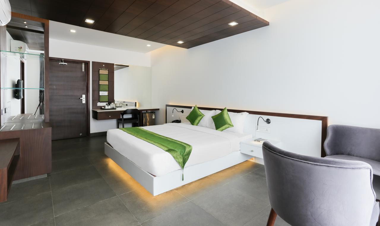 Brahma The Hotel Салтэн-Батери Экстерьер фото
